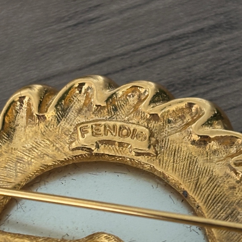 Fendi Brooch Janus head and squirrel - Picture 4 of 6